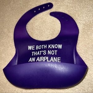 SILICONE “tongue in  cheek” bib  convenience and a clean floor